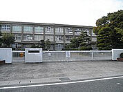 三樹小学校
