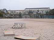 緑が丘東小学校
