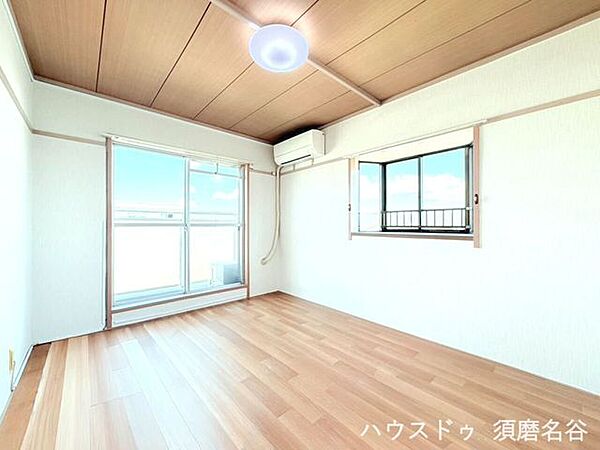 洋室を拡大表示