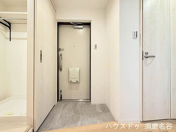 玄関を拡大表示
