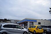 ローソン 平塚四之宮店（388m）