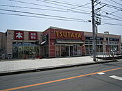 TSUTAYA 鶴嶺店（1561m）