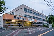 札幌市立二十四軒小学校 1082m