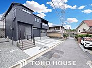 通風・採光にも優れ、心地よい光と風があふれています。 贅沢といえるほどの豊かな居住性と、プライドを満たすクオリティが見事に調和した住空間。新築戸建でなければ体感できないひとときをご体感頂ける筈です。