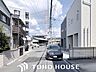 その他：前面道路は5ｍの幅員があり、車の出し入れもストレスなく行っていただけます。