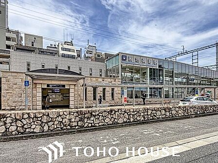 阪急神戸線 阪急御影駅 徒歩13分。 1010m