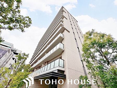 大切な時間を共に過ごすのは、「家族」も「お住まい」も同じです。時代が経っても変わらない居住性の高さと、いつまでも色褪せず住む毎に親しみ深くなるデザイン。