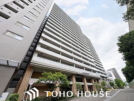 家族の温かさと陽光の暖かさ、楽しい毎日と明るい未来を予感させる「空間が織り成すひとつ先の住み心地」を演出します。是非一度、ご自身にて御覧ください。
