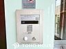 その他：オートロック付き物件は、住民以外の人が入りにくい仕組みとなっています。空き巣などの被害に狙われにくいほか、新聞などの訪問営業や、商品の押し売りなどの営業を避けやすい環境といえます。