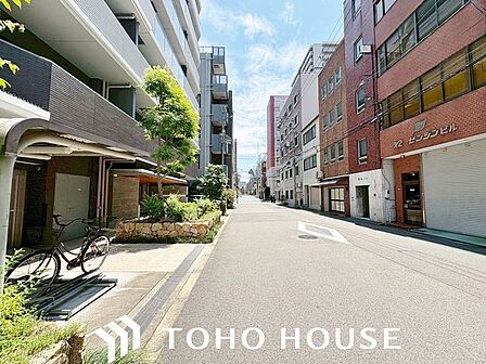 物件の陽当りや通風・仕様設備やお部屋の大きさの比較、近隣・周辺環境や街並みなど、資料には掲載していない情報が現地にはたくさんあります。 是非ご確認ください。