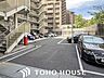 駐車場：駐車スペース