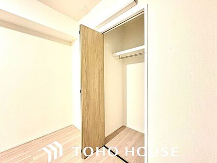 各部屋に必要な量の収納があるか、高さ・奥行きは適度で、活用しやすいものになっているか。 “量”だけでなく、”位置”によっても変わる「収納力」を子どもの成長も加味して確認しよう。