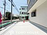 駐車場：駐車スペースに余裕があれば、急にご家庭の自家用車が増えることになっても家の敷地内に停めることができます。お客様がよく訪れるご家庭なら、来客用の駐車場探しに困らなくなる点もうれしいポイントです。