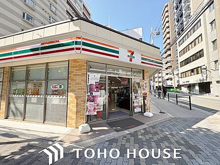 セブンイレブン大阪大手通1丁目店 徒歩2分。 160m