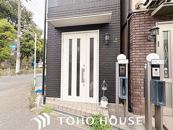 玄関を拡大表示