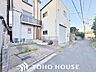 その他：前面道路は幅員約4.0mあり、お車の出し入れも落ち着いて行えます。周辺は交通量が比較的少なく、小さなお子様がいるご家庭でも安心の環境です。