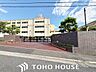 周辺：高槻市立芝谷中学校 徒歩13分。 1040m