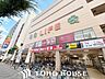周辺：ライフ本庄店 徒歩1分。 40m