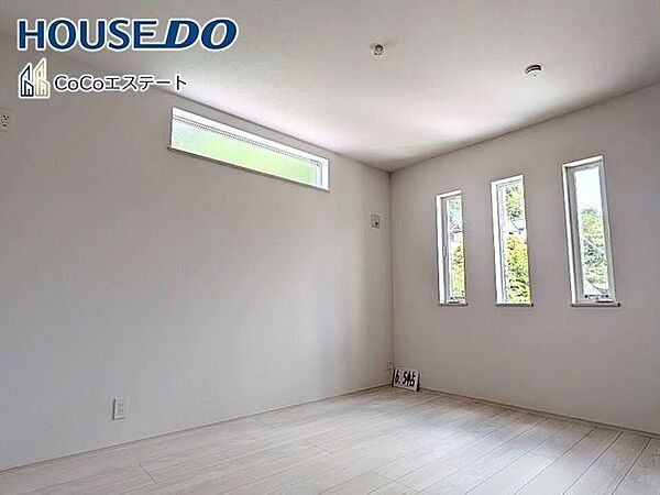 洋室を拡大表示