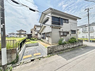 外観：【外観】2026年7月末にリフォーム完成しました！  ご見学可能です♪お気軽にお問い合わせください。