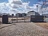 周辺：小学校 700m 東小学校