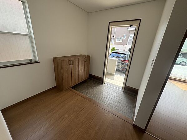 玄関を拡大表示