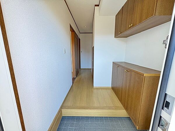 玄関を拡大表示