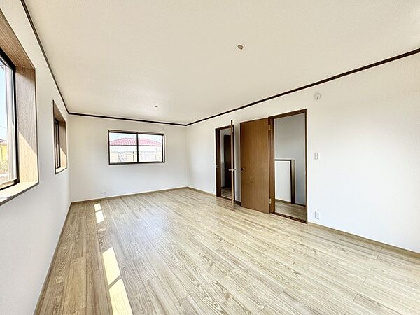 洋室を拡大表示
