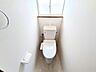 トイレ：【トイレ】白を基調とした清潔感あるトイレです※（2026年9月撮影）※リフォーム後写真