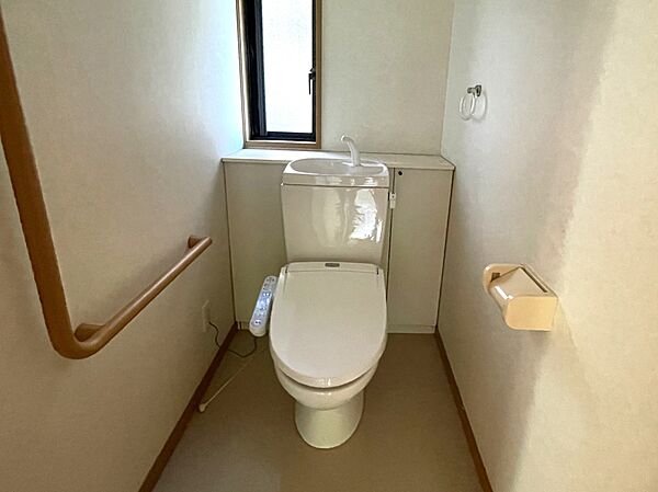 トイレを拡大表示