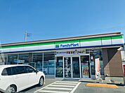 コンビニ 650m ファミリーマート太田大原町店