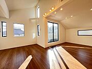 将来の住み替えや相続など、人生の節目にいつでも頼れる存在であり続けます。