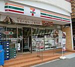 セブンイレブン代々木北口店 784m