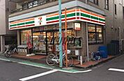 セブン-イレブン 笹塚店 677m