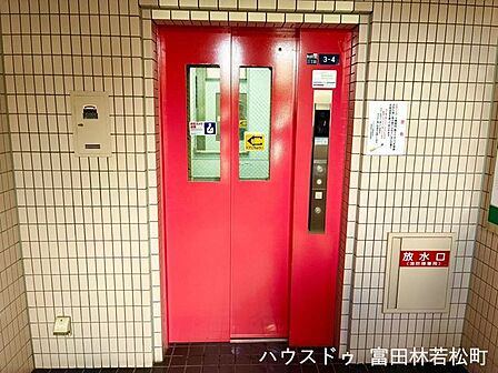 エレベータ