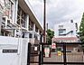 周辺：豊島区立南池袋小学校