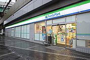 ファミリーマート　上小田井店