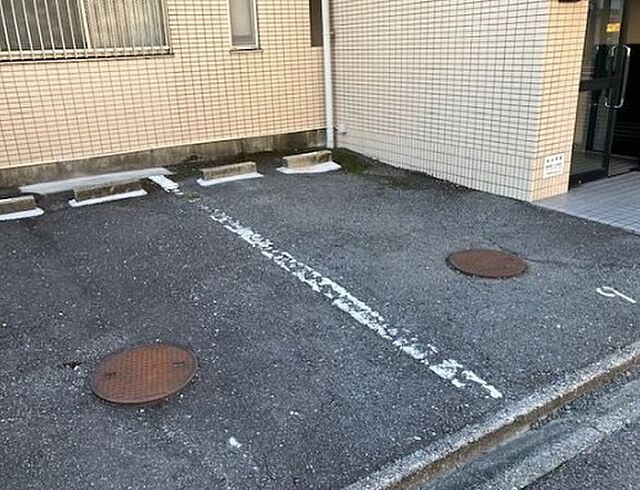 4 / 4