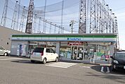 ファミリーマート　長久手南店