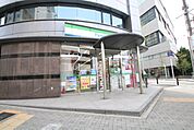 ファミリーマート　牛島町店