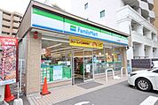 ファミリーマート　那古野南店