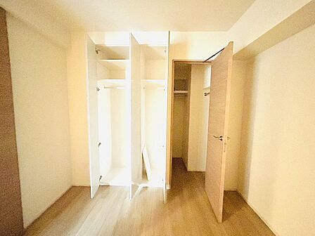 【新規内装一部リノベーション内容】■クロス張替え■トイレ交換■ハウスクリーニング