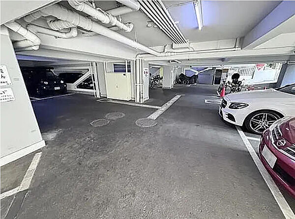 駐車場を拡大表示