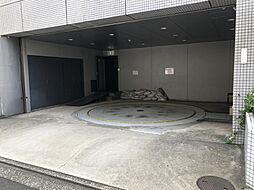 25 / 27