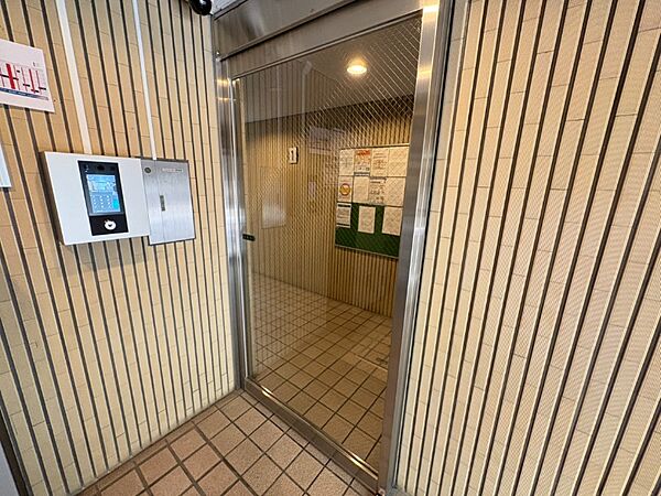 エントランスを拡大表示