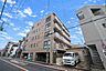 外観：平成6年8月築「新耐震基準」のマンションです。