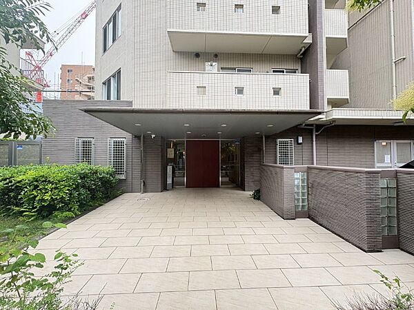 エントランスを拡大表示