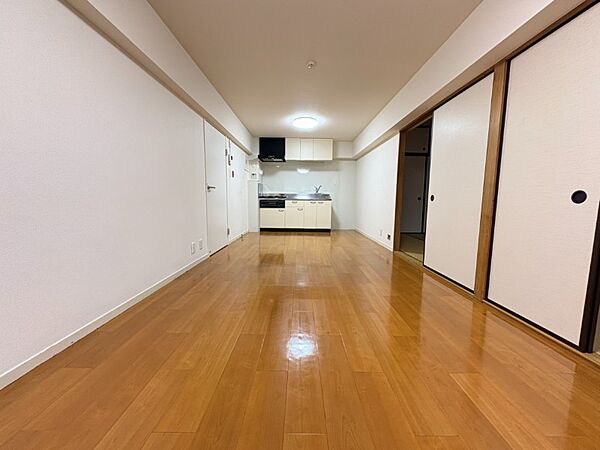 リビング/ダイニングを拡大表示