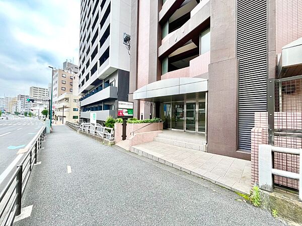 エントランスを拡大表示