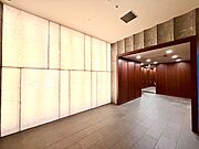 住まいの第一印象を決めるエントランスホール。清潔感もあり、管理の良さがうかがえます。